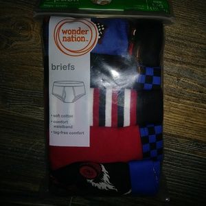 Brand new 5pk boys briefs